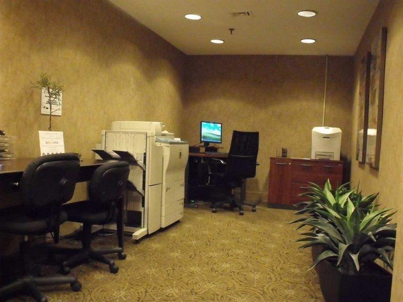 Doubletree By Hilton Hotel Philadelphia Center City Facilities photo